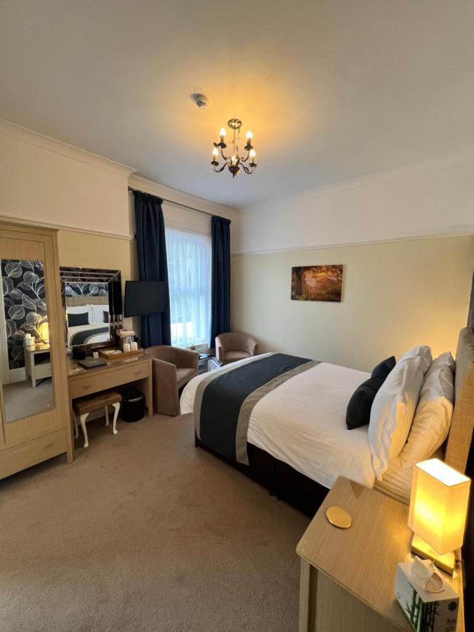 Birkdale Guest House Shanklin Esterno foto