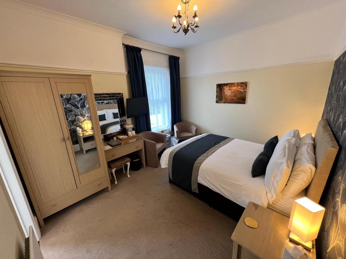 Birkdale Guest House Shanklin Esterno foto