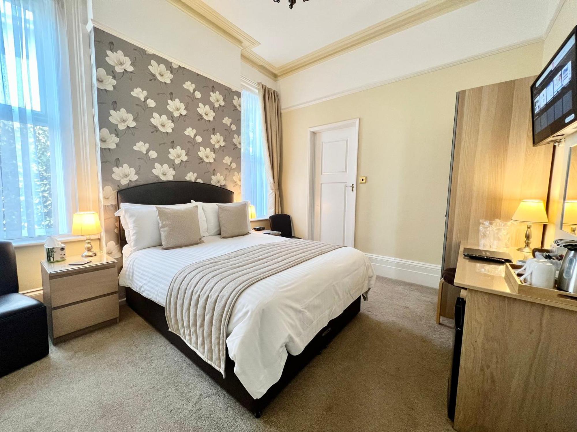 Birkdale Guest House Shanklin Esterno foto
