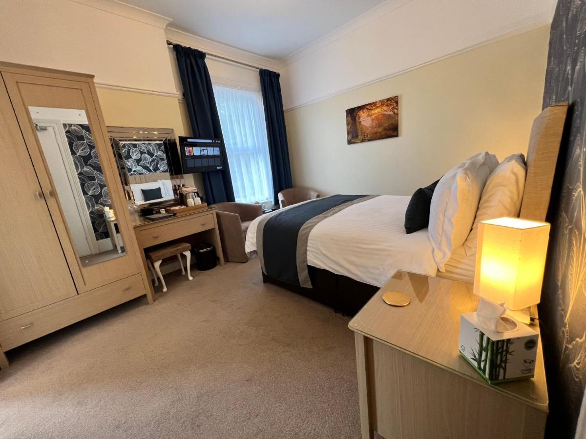 Birkdale Guest House Shanklin Esterno foto