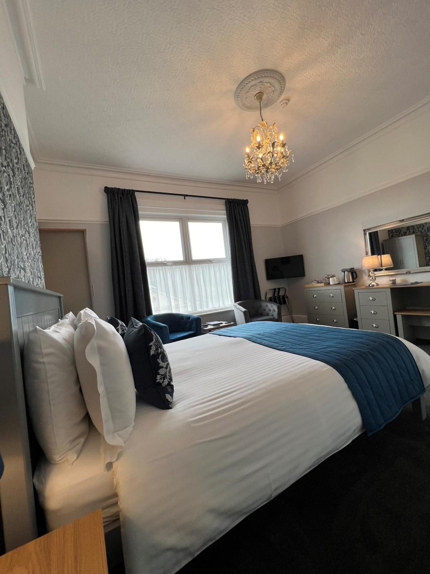 Birkdale Guest House Shanklin Esterno foto